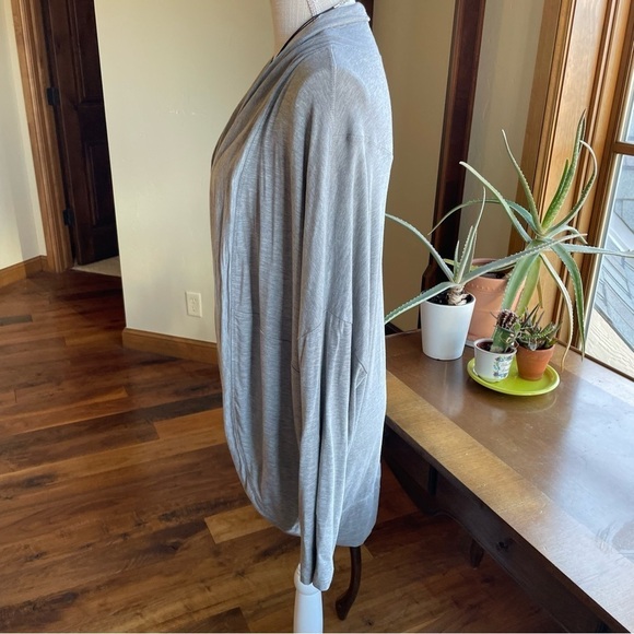 PrAna Plus Size Foundation Munra Wrap - Picture 5 of 16